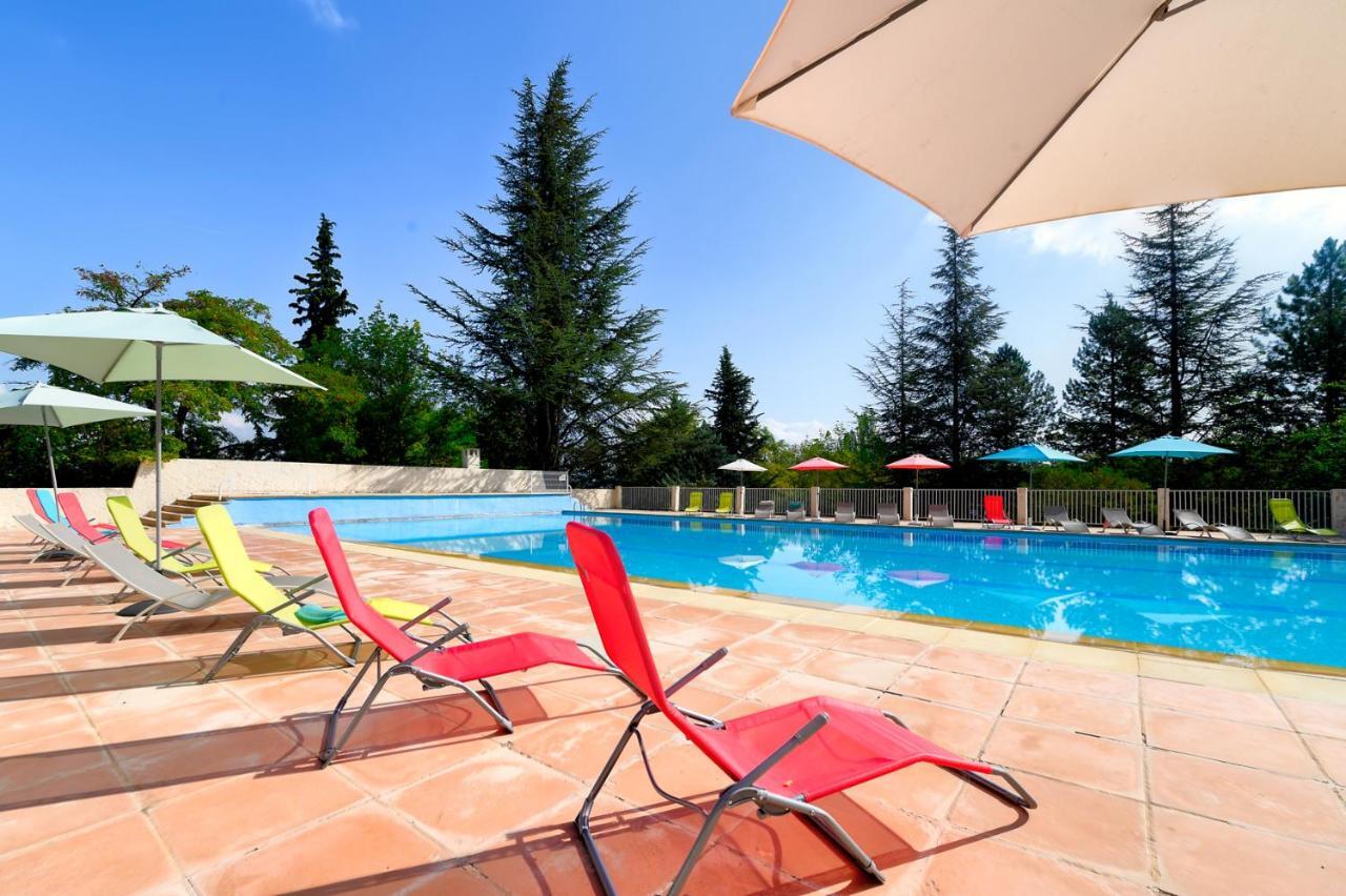 Village Vacances Les Bories Niozelles Exterior photo