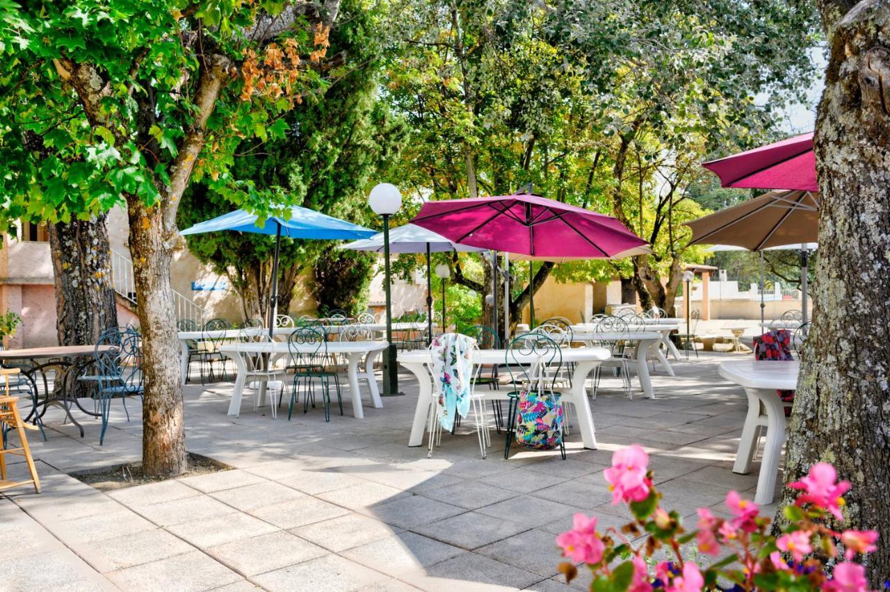 Village Vacances Les Bories Niozelles Exterior photo